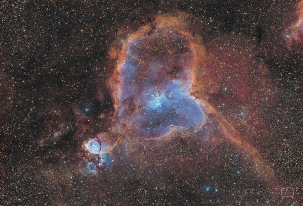 Heart Nebula IC1805 in Sii-gilded HOO with RGB stars