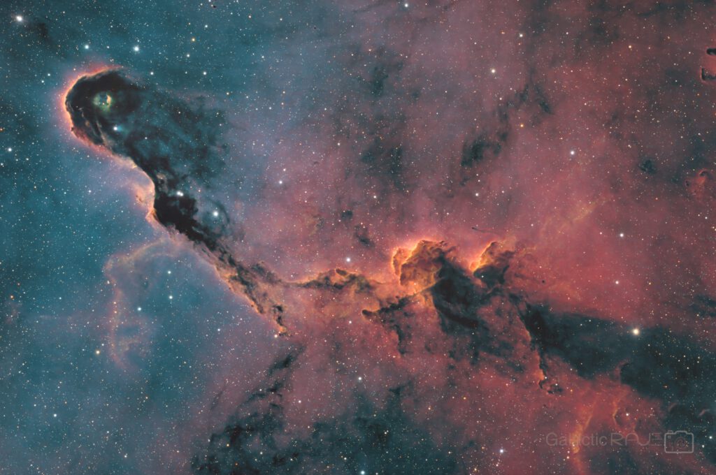 Core of the Elephant trunk nebula IC1396 in Sii-gilded HOO with RGB stars