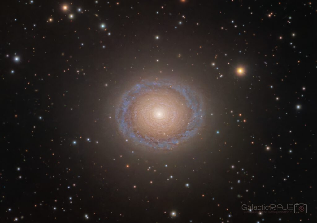 NGC 7217 - a double flocculent galaxy