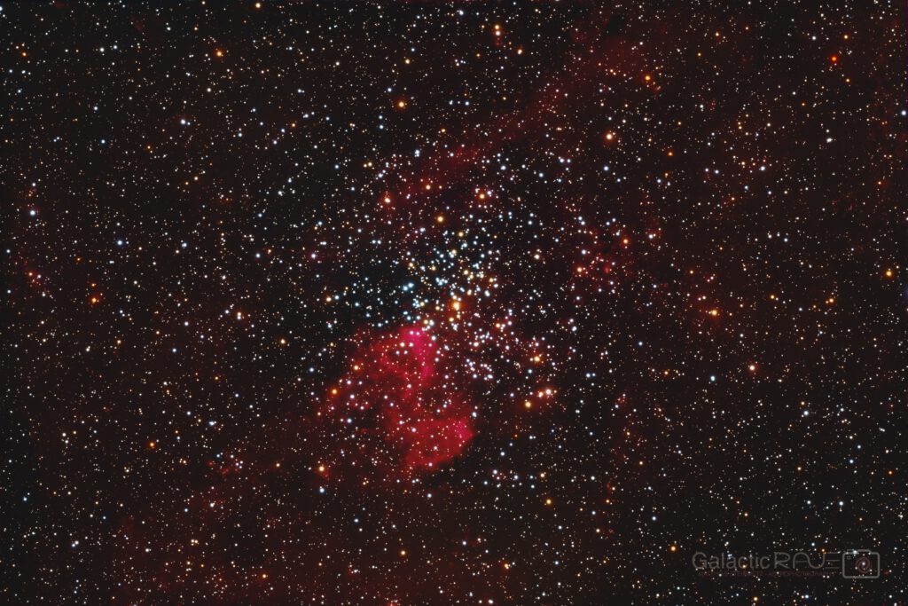 Cosmic contrasts: the open cluster M37 and the planetary nebula IBHASX J055226.2+323724