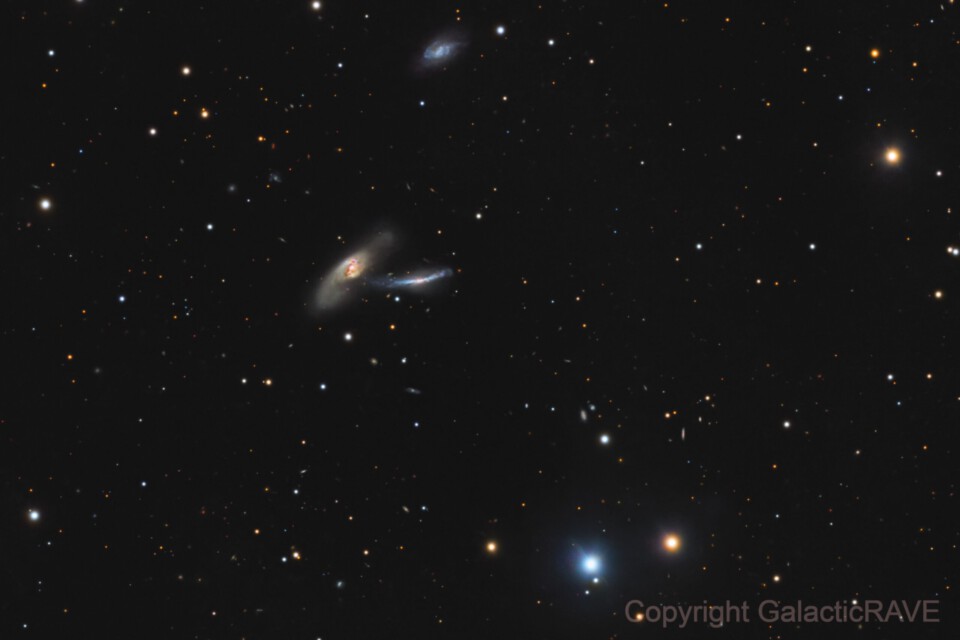 The interacting galaxy pair NGC 2798/2799, aka Arp 283