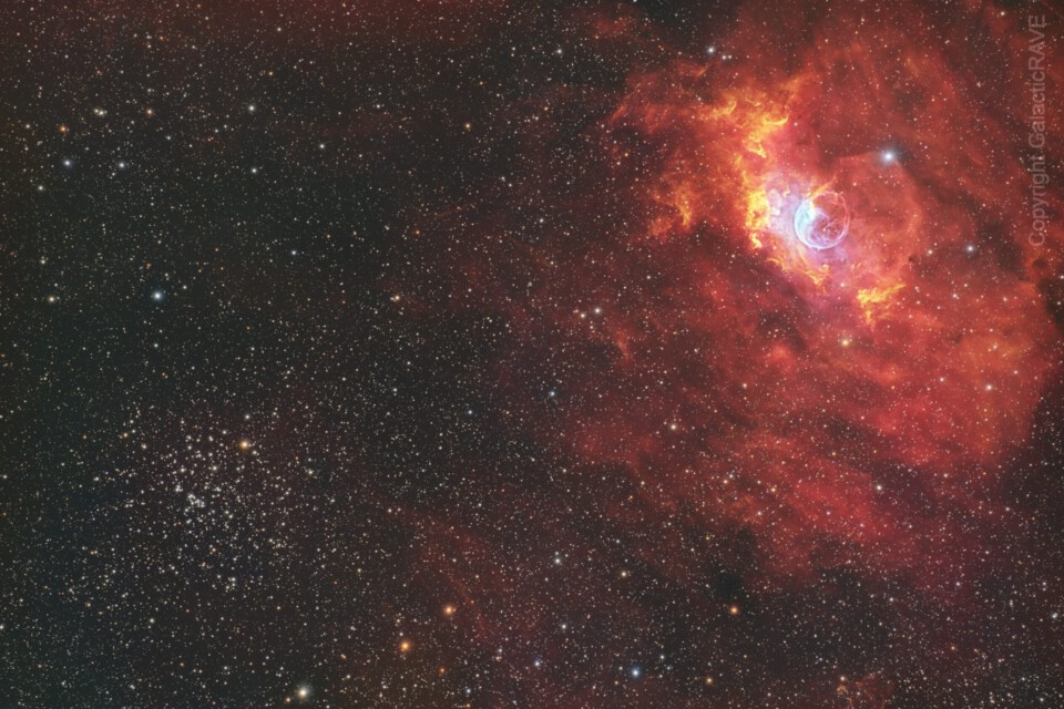 Cosmic contrasts - the bubble NGC7635 and the open star cluster M52